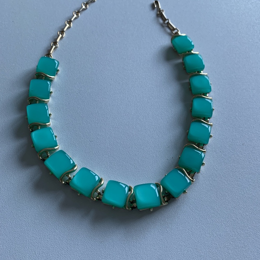 Elegant Turquoise Necklace